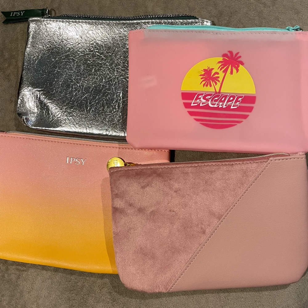 IPSY bags
